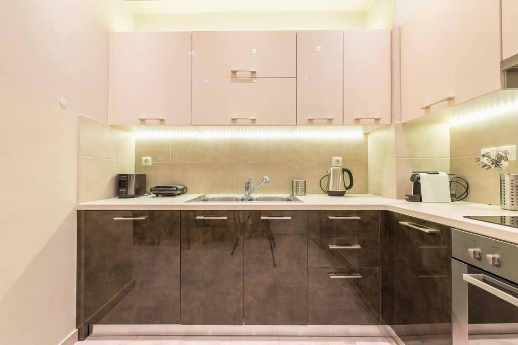 Syntagma H&b Apartment